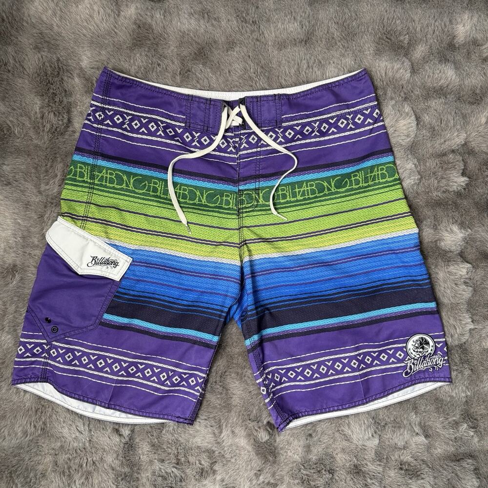 Billabong Boardshorts Size 36 Purple Geometric Vintage
